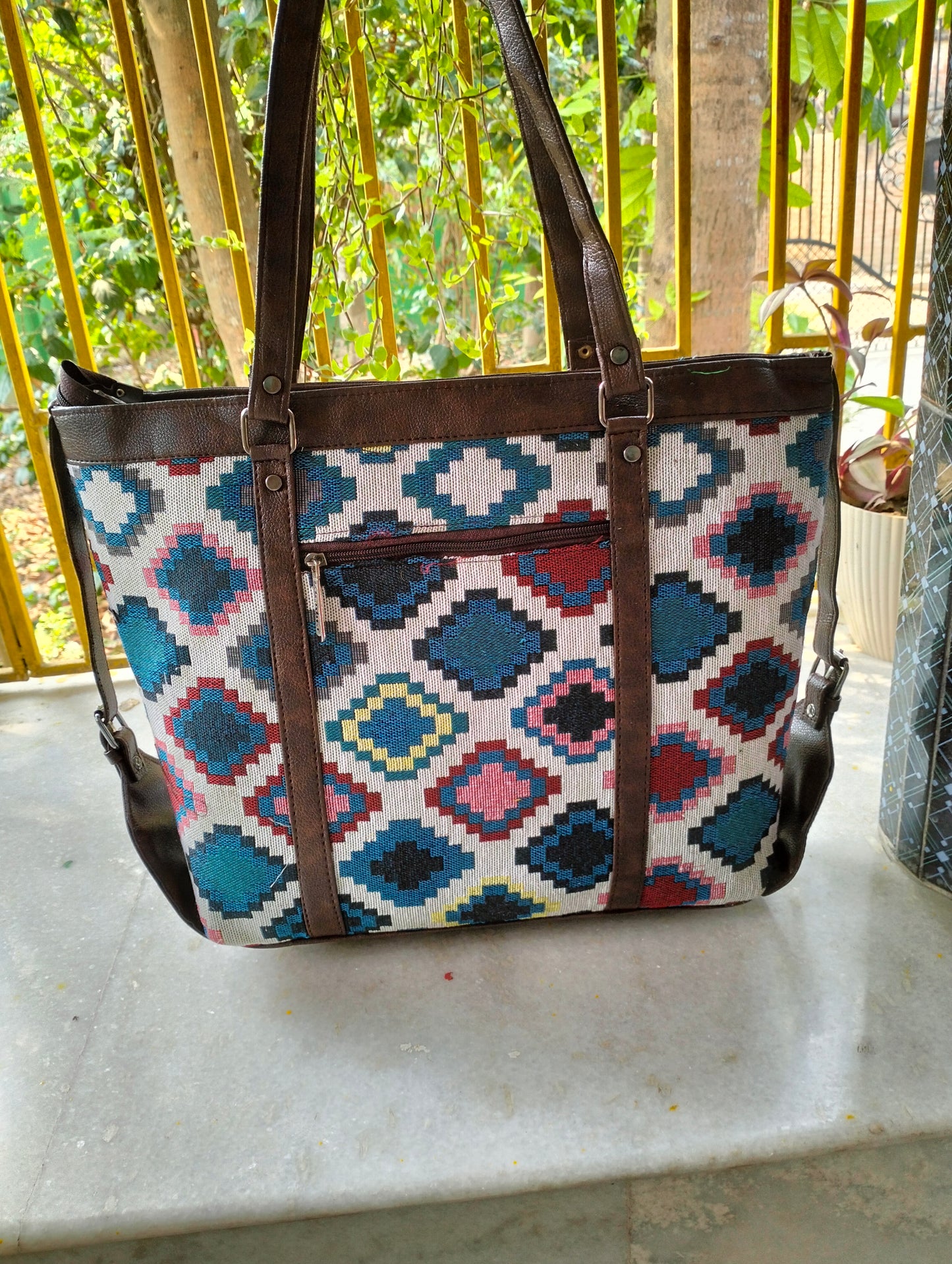 Traditional Shantiniketan Shoulder Bag for Women – Large, Spacious & Handcrafted with Ethnic Charm