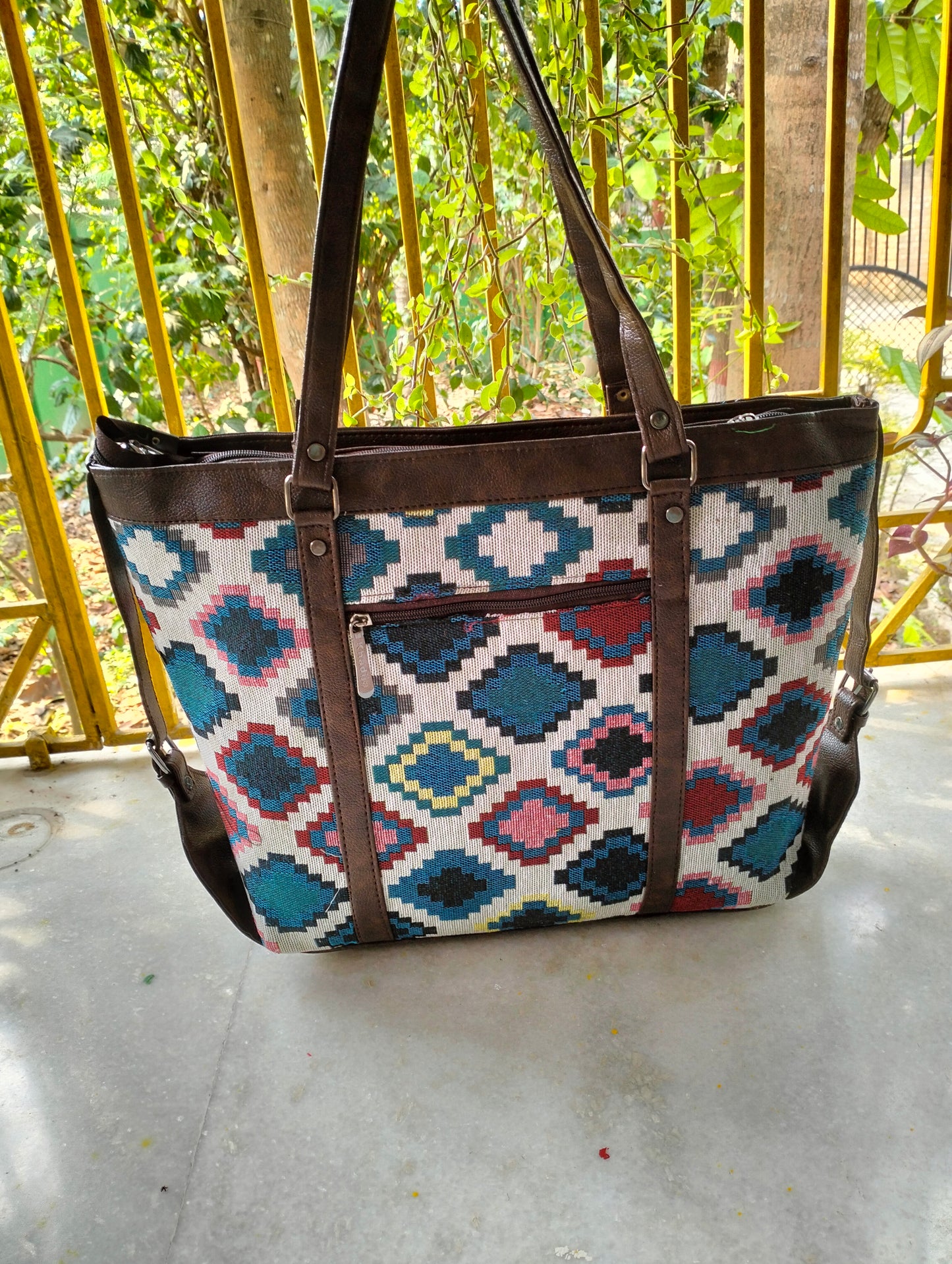 Traditional Shantiniketan Shoulder Bag for Women – Large, Spacious & Handcrafted with Ethnic Charm