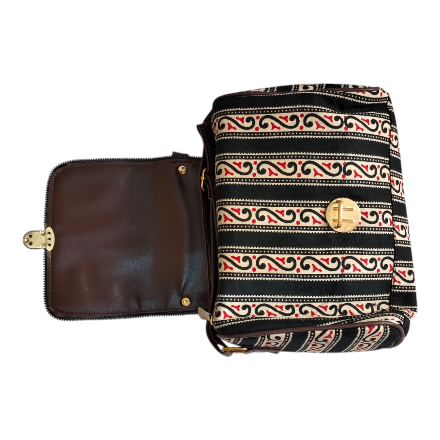 Traditional Shantiniketan Sling Bag for Women Handcrafted Elegance