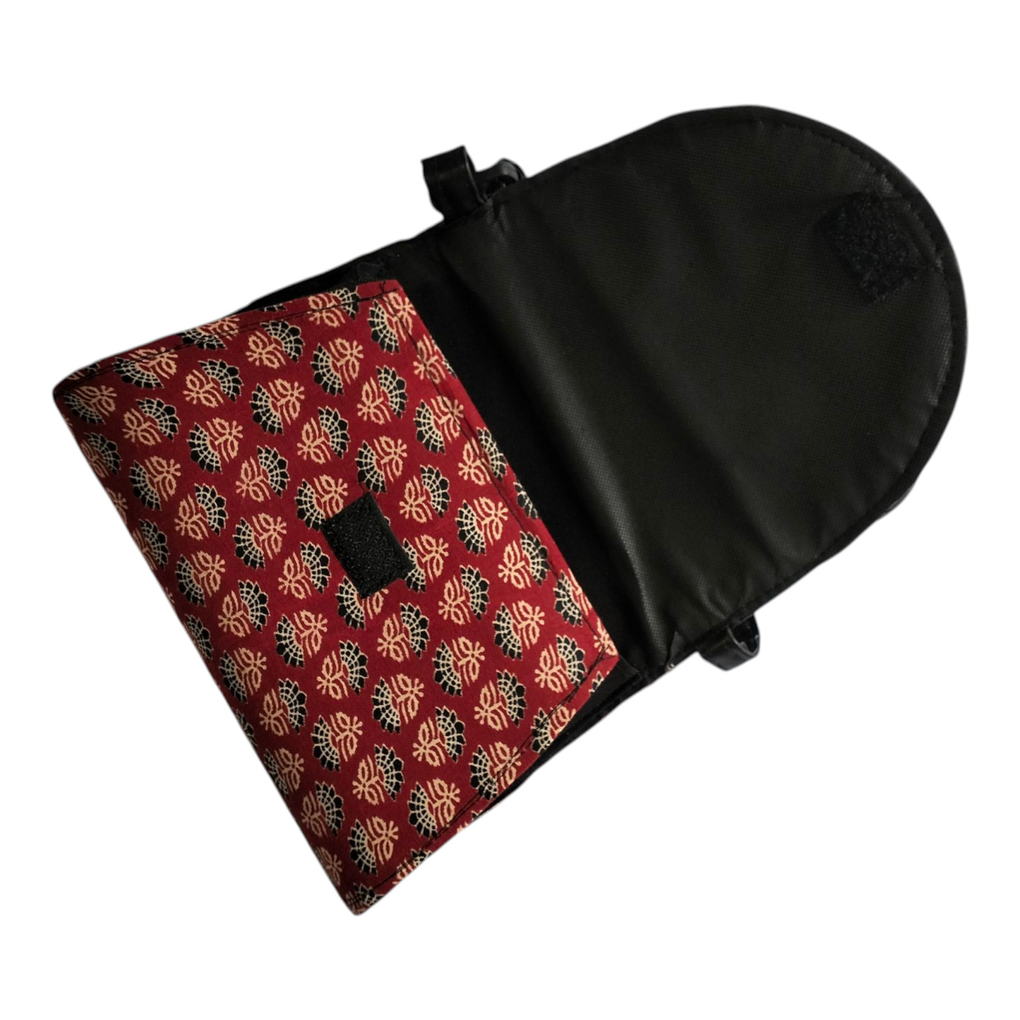 Shantiniketan Handicraft Sling Bag - A Piece of Indian Heritage