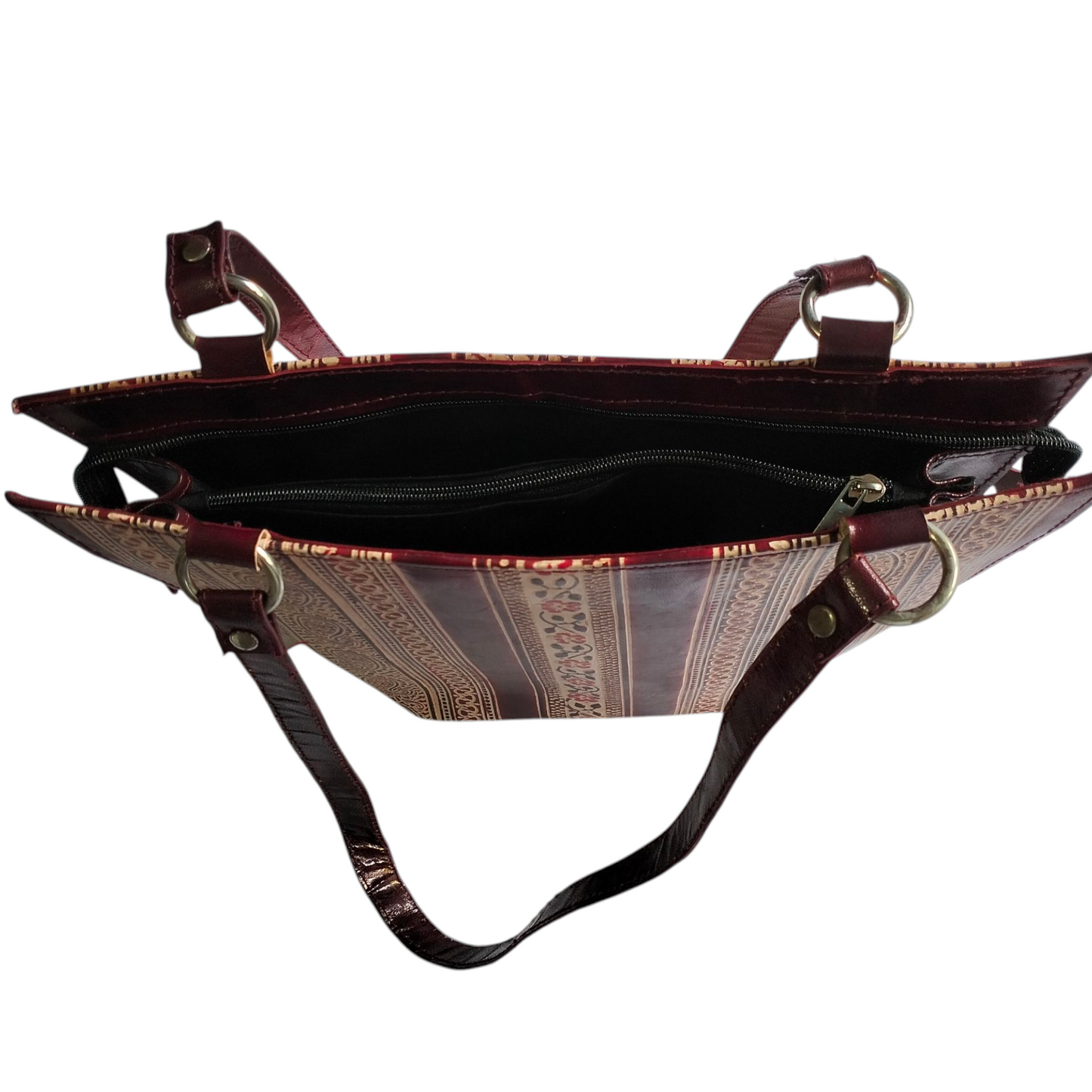 Traditional Shantiniketan Handbag – Handcrafted Ethnic Art from Bengal