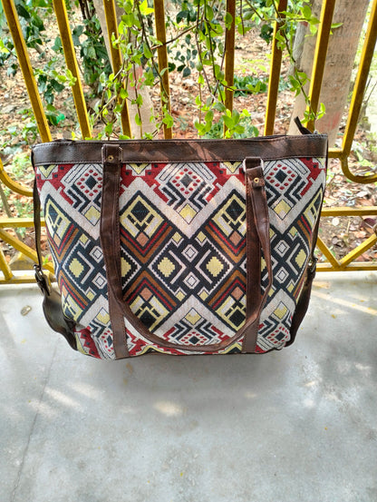 Traditional Shantiniketan Shoulder Bag for Women – Large, Spacious & Handcrafted with Ethnic Charm
