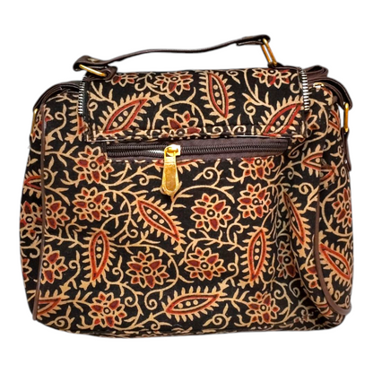 Shantiniketan Traditional Sling Bag – Handcrafted Ethnic Bag for Women